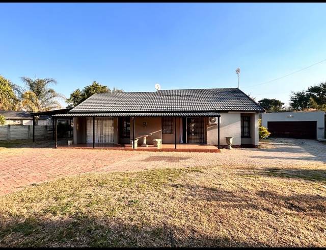 3 BEDROOM HOUSE FOR SALE IN BRITS CENTRAL